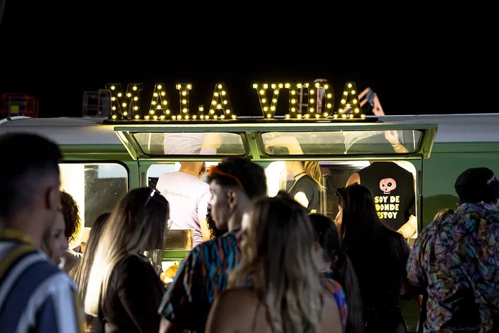 Estación mexicana en vivo de Mala Vida Food Truck — foto 4