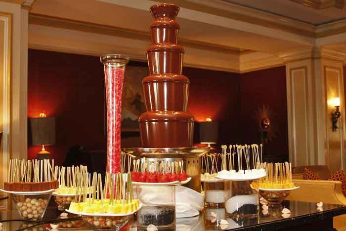 Fuente de chocolate de Punto Escena — foto 2