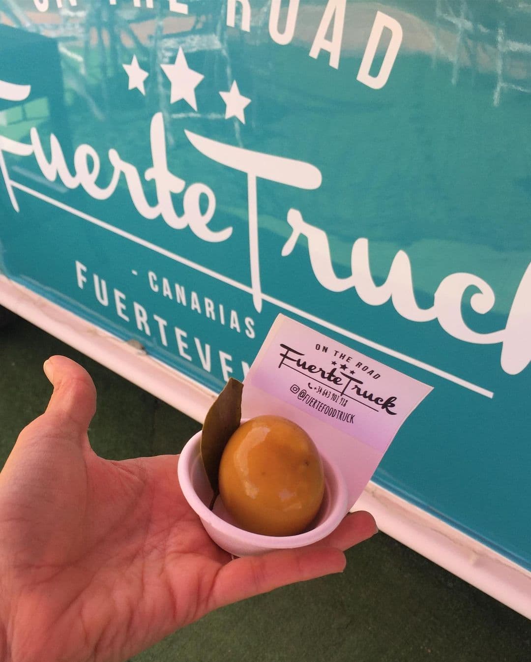 Estación de comida en vivo de FuerteTruck